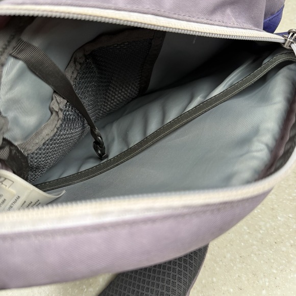 Patagonia Atom Sling 8L Crossbody Bag Concord Purple / Lavender - Picture 12 of 12